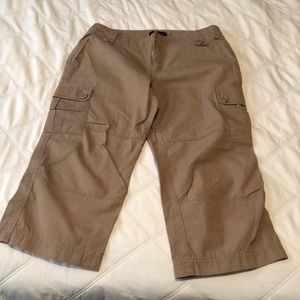 Context Beige Capri